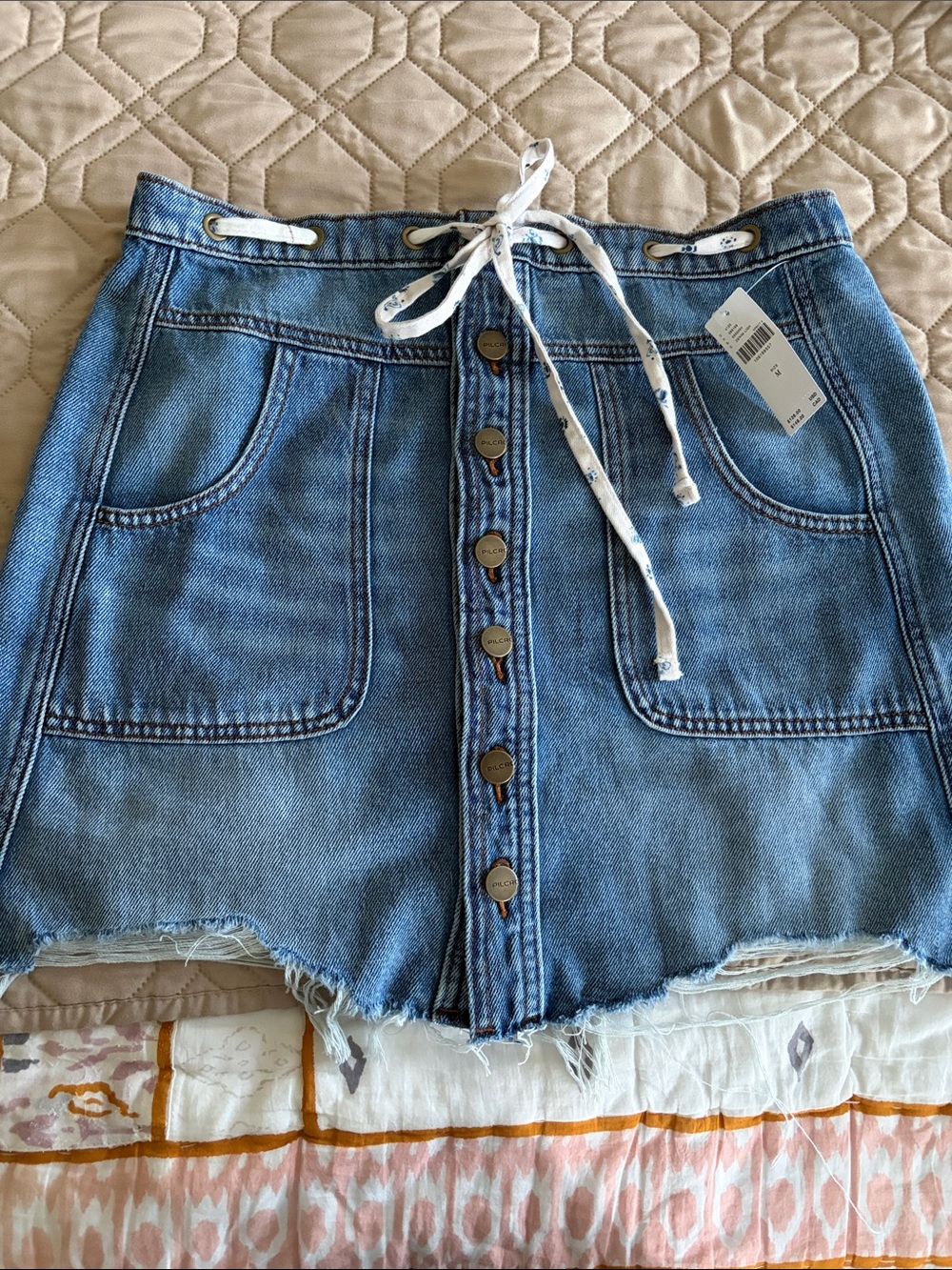 Pilcro women’s button down skirt size medium brand new with tags